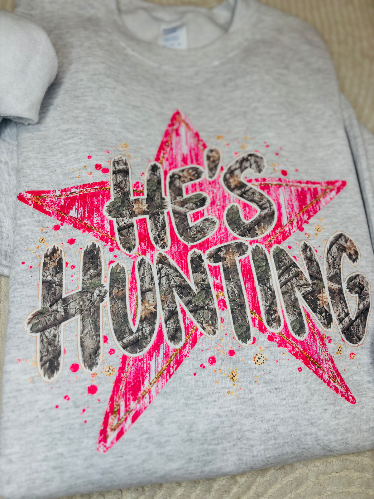 He’s Hunting 🩷🦌
